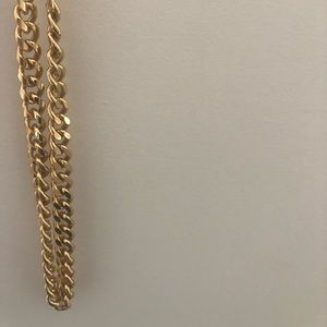 Gold chain necklace